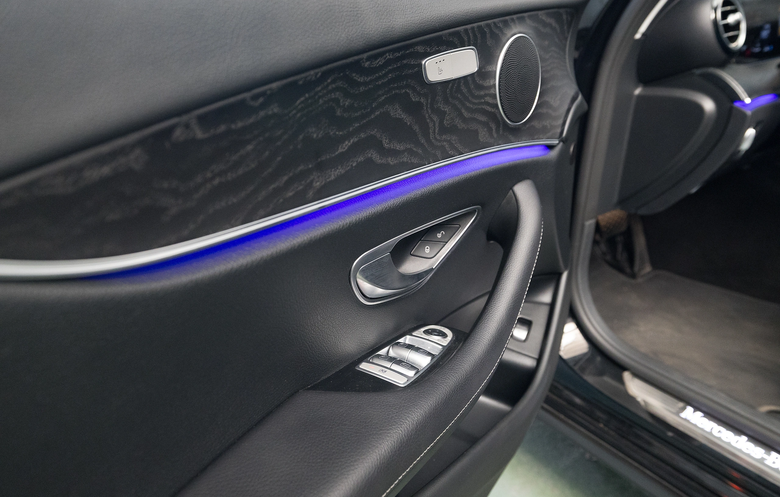 Mercedes-Benz E-Class — VanBudapest premium chauffeur service in Budapest (3)