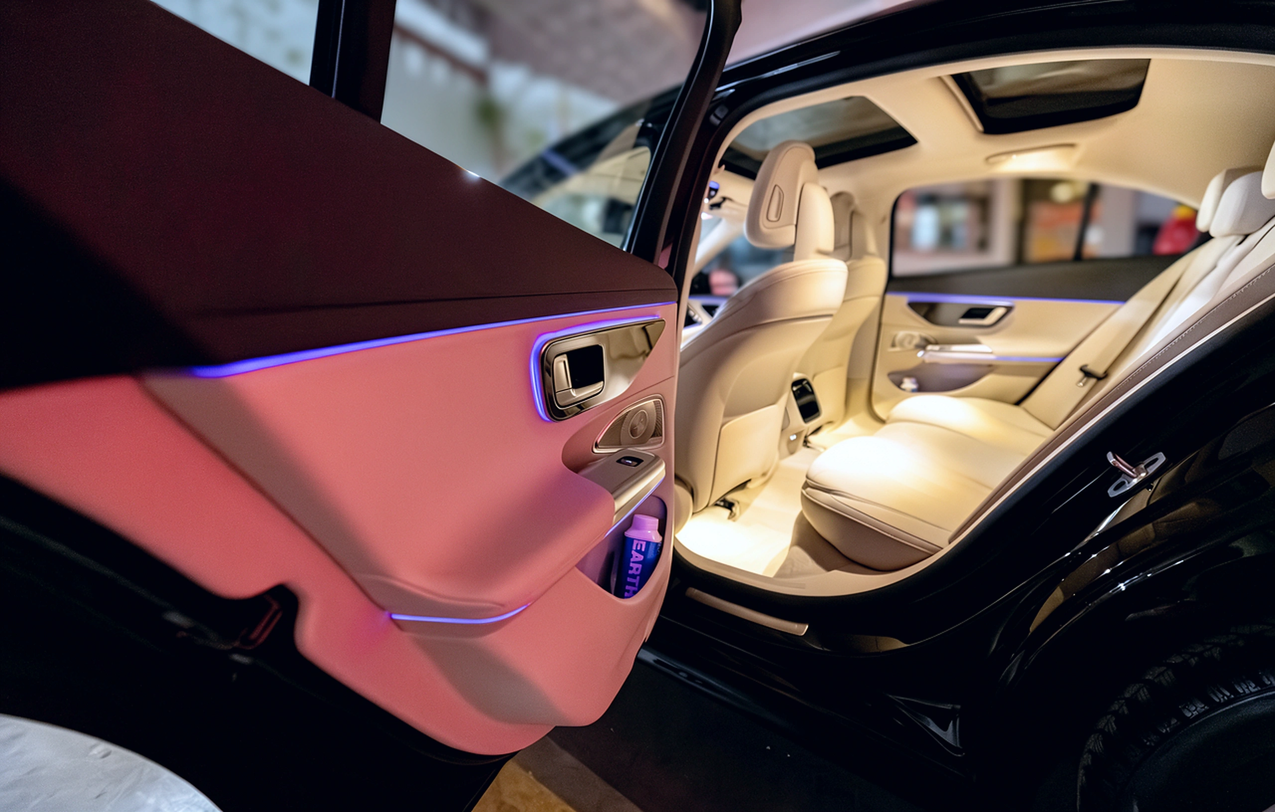 Mercedes-Benz E-Class — VanBudapest premium chauffeur service in Budapest (25)