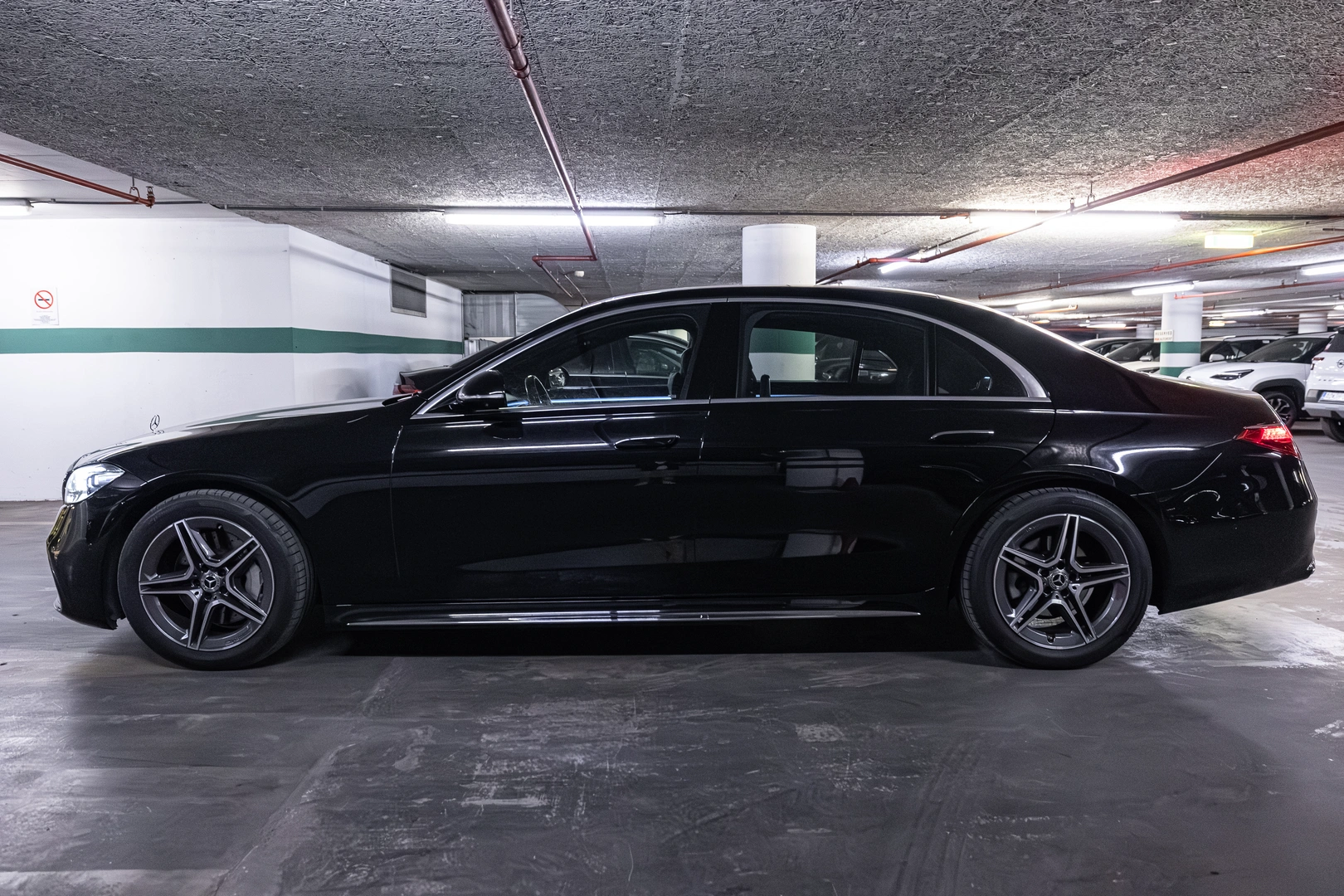 Mercedes-Benz S-Class — VanBudapest premium chauffeur service in Budapest (24)