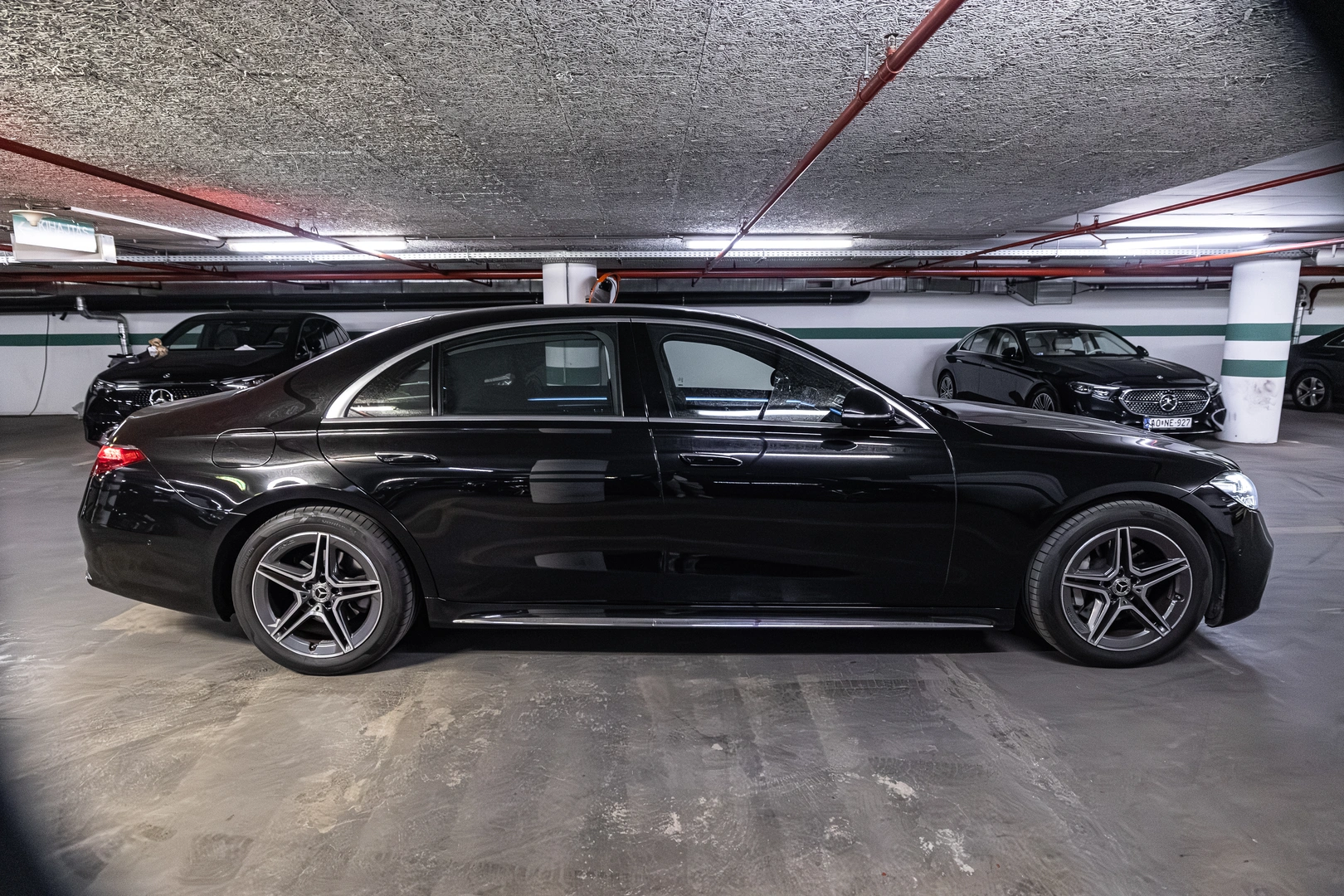 Mercedes-Benz S-Class — VanBudapest premium chauffeur service in Budapest (32)