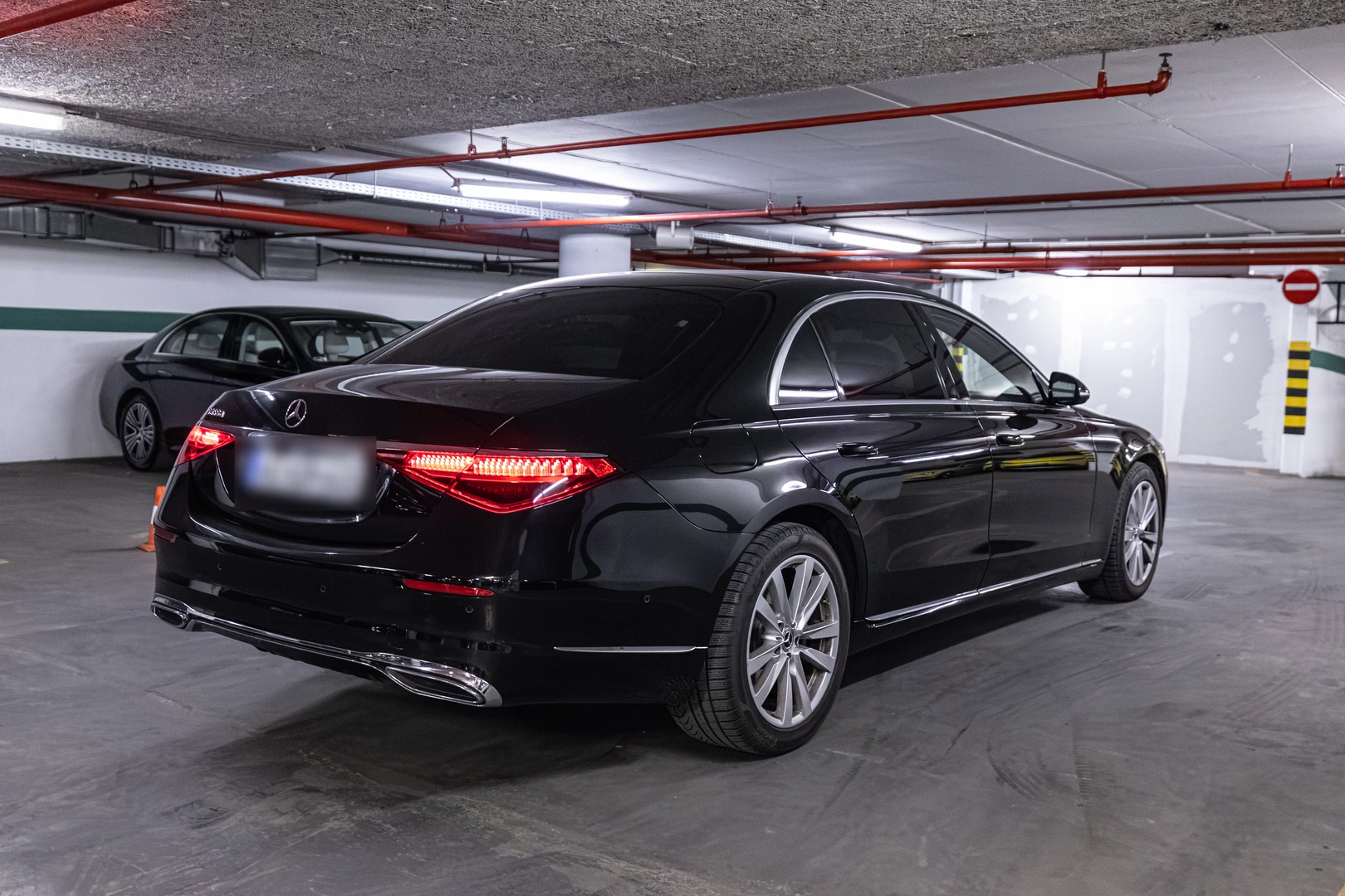 Mercedes-Benz S-Class — VanBudapest premium chauffeur service in Budapest (35)