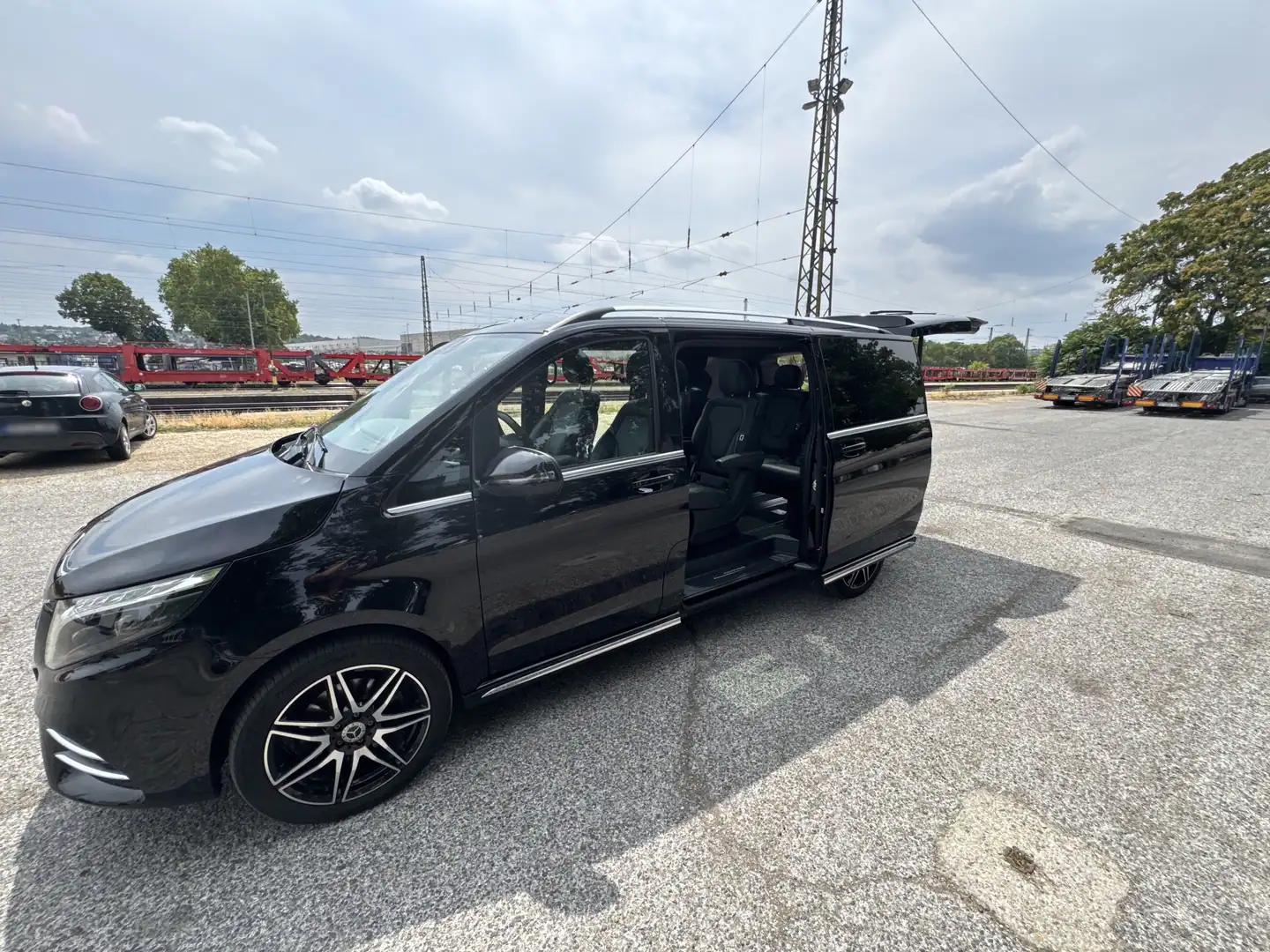 Black Mercedes V-Class prepared for private group travel