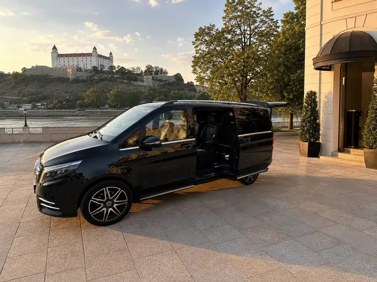 Black VanBudapest Mercedes-Benz V-Class arriving beside the Danube in Bratislava