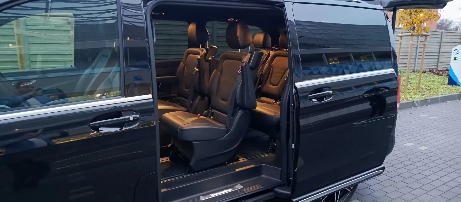 Mercedes-Benz V-Class — VanBudapest.com