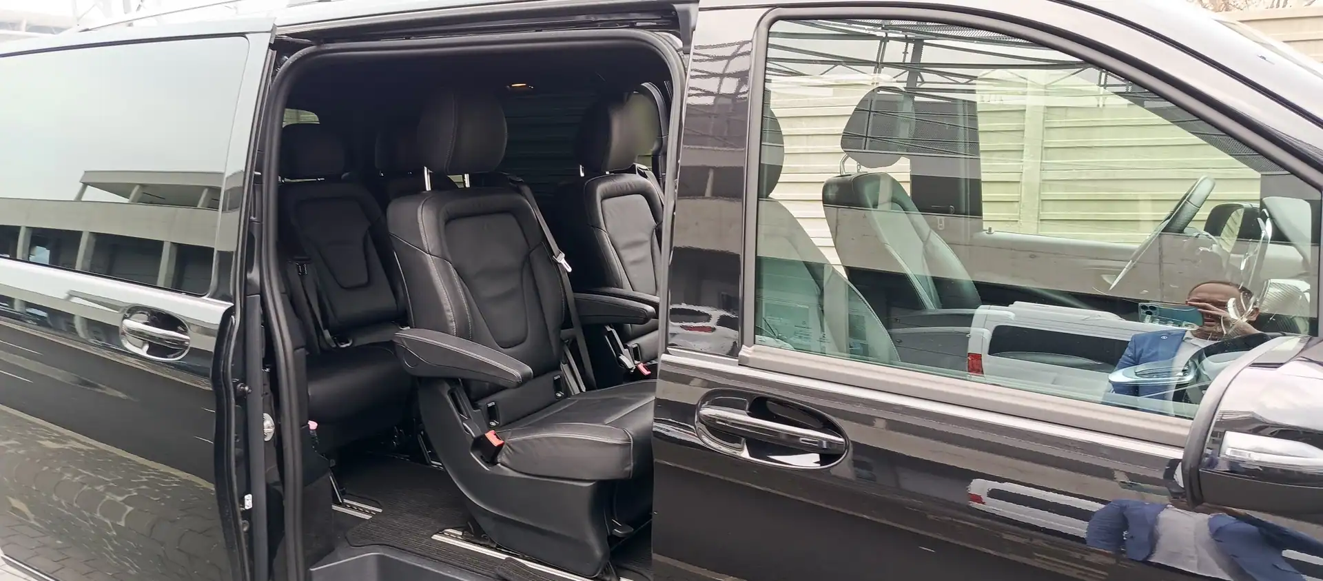Mercedes-Benz V-Class — VanBudapest premium chauffeur service in Budapest (189)