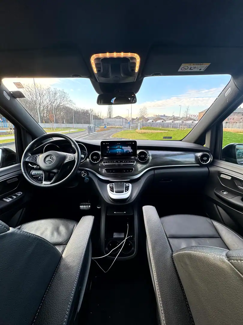 Mercedes-Benz V-Class — VanBudapest.com