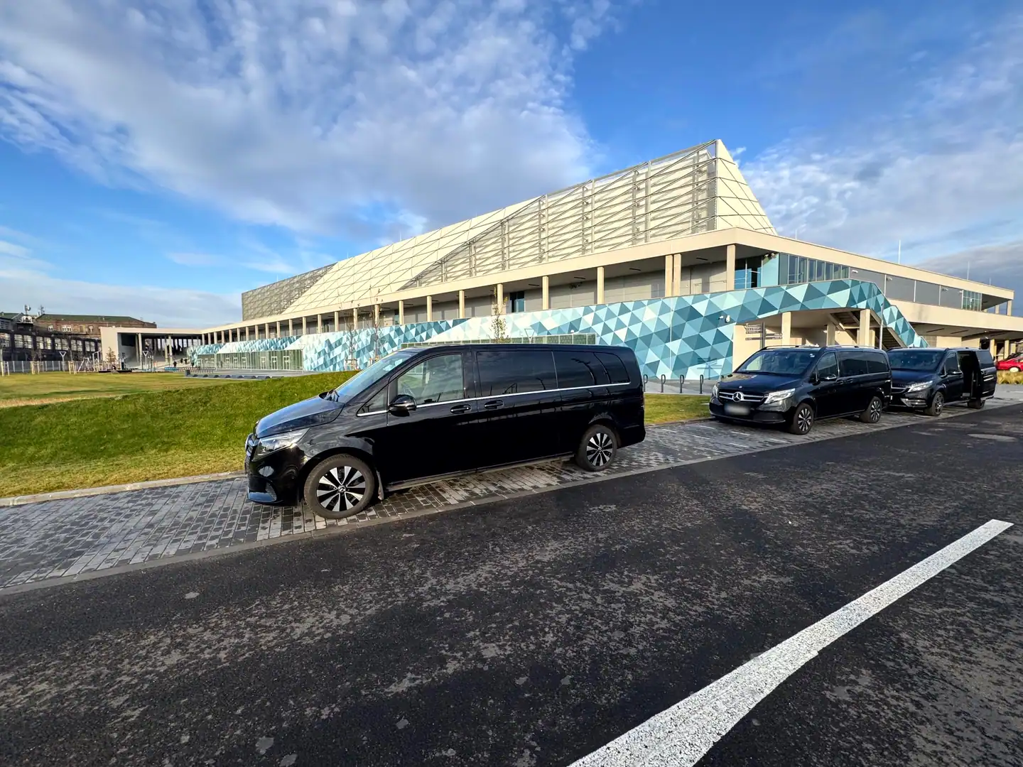 Mercedes-Benz V-Class — VanBudapest premium chauffeur service in Budapest (92)