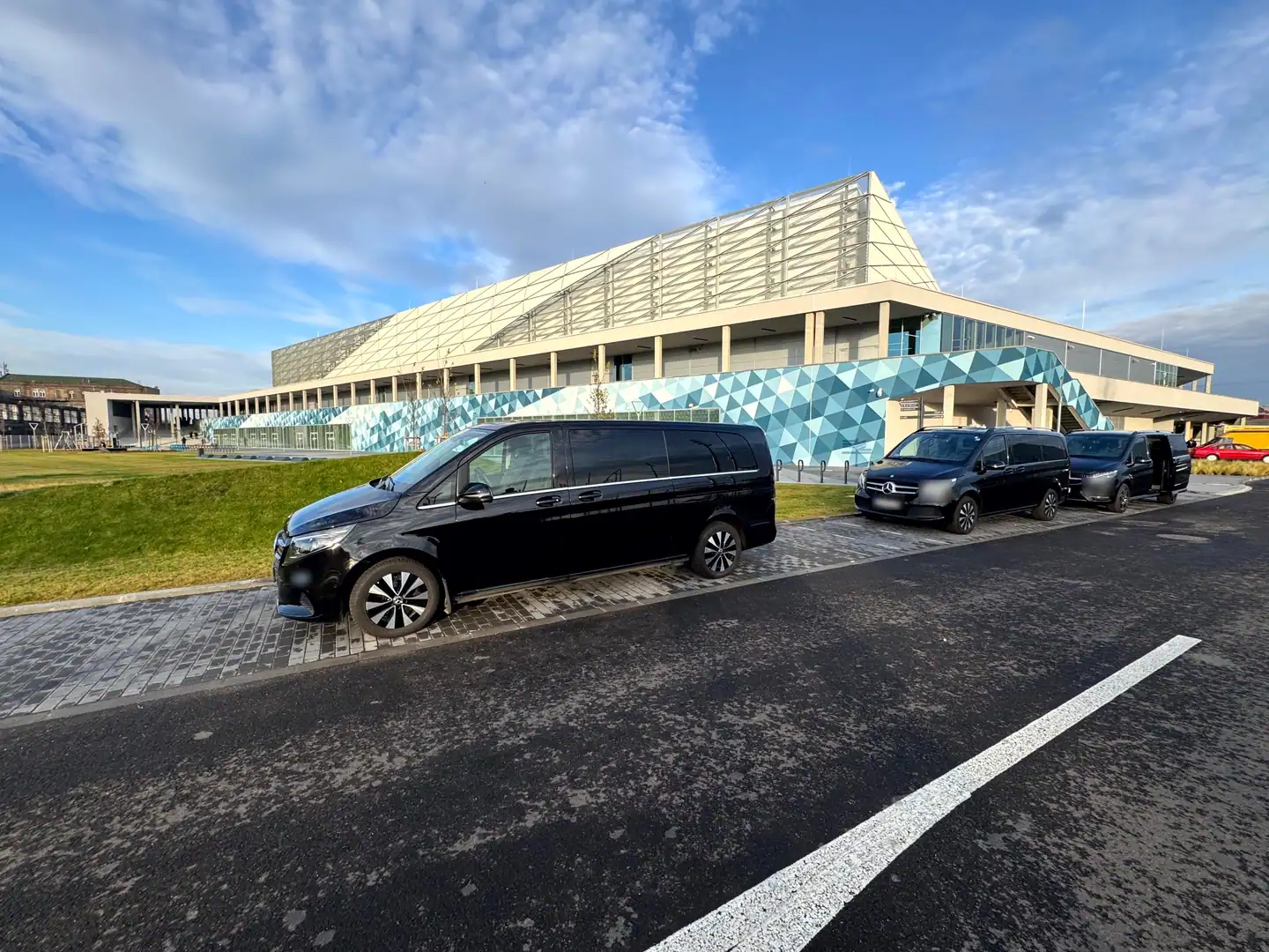 Mercedes-Benz V-Class — VanBudapest premium chauffeur service in Budapest (88)