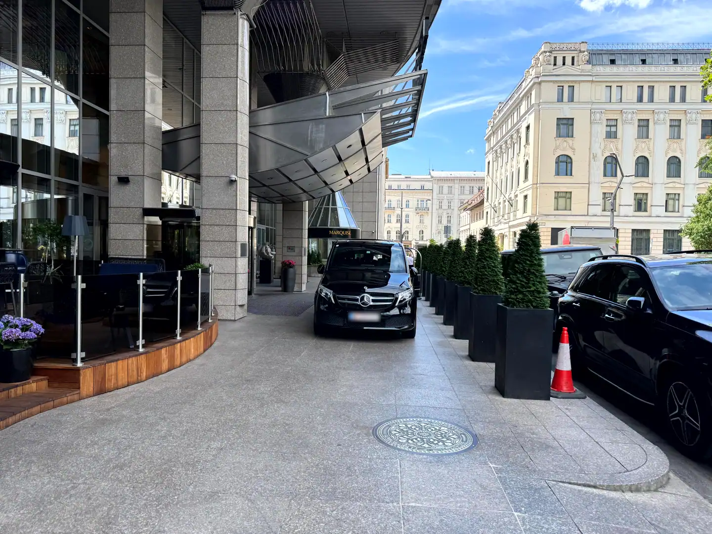 Mercedes-Benz V-Class — VanBudapest premium chauffeur service in Budapest (70)