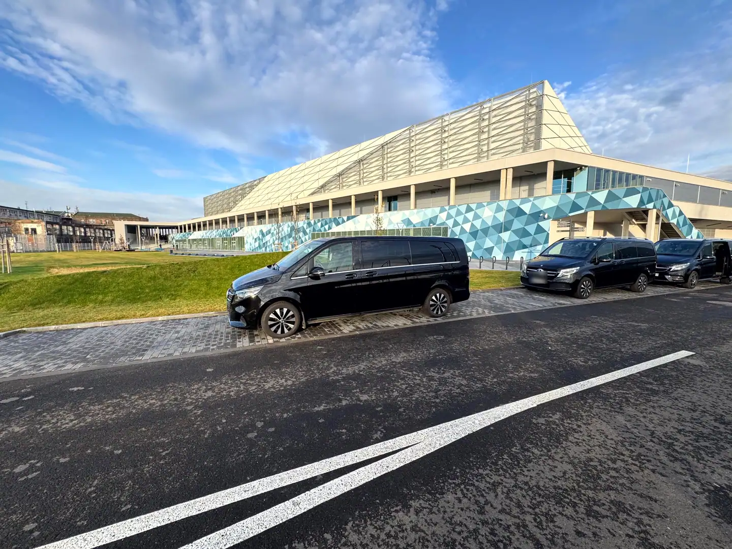 Mercedes-Benz V-Class — VanBudapest premium chauffeur service in Budapest (31)