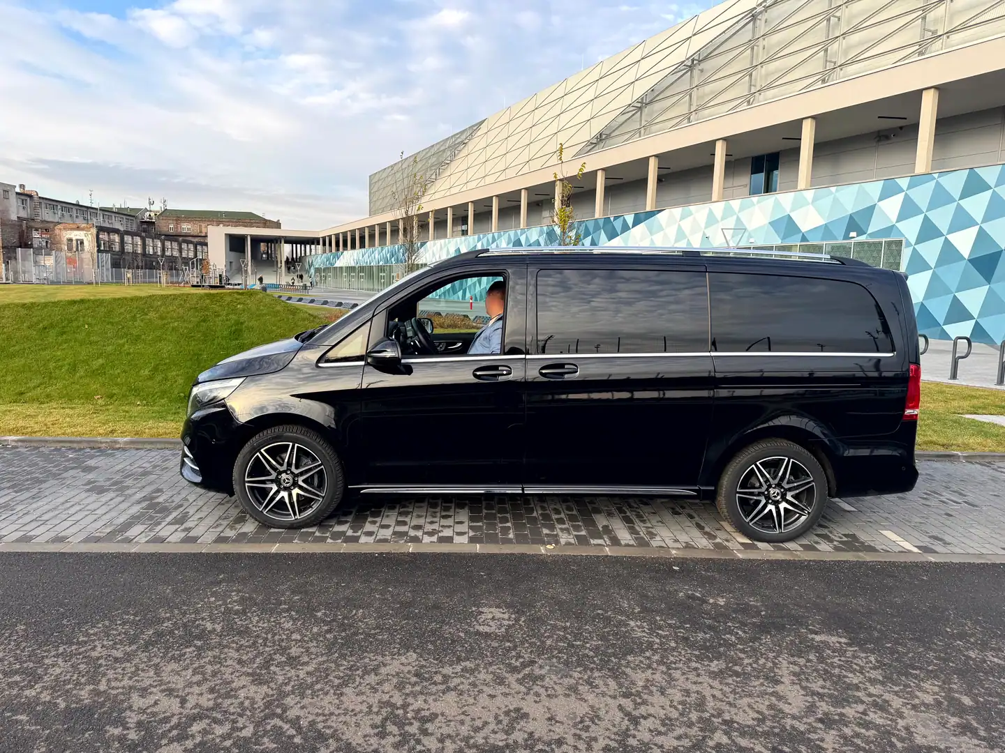 Mercedes-Benz V-Class — VanBudapest premium chauffeur service in Budapest (117)