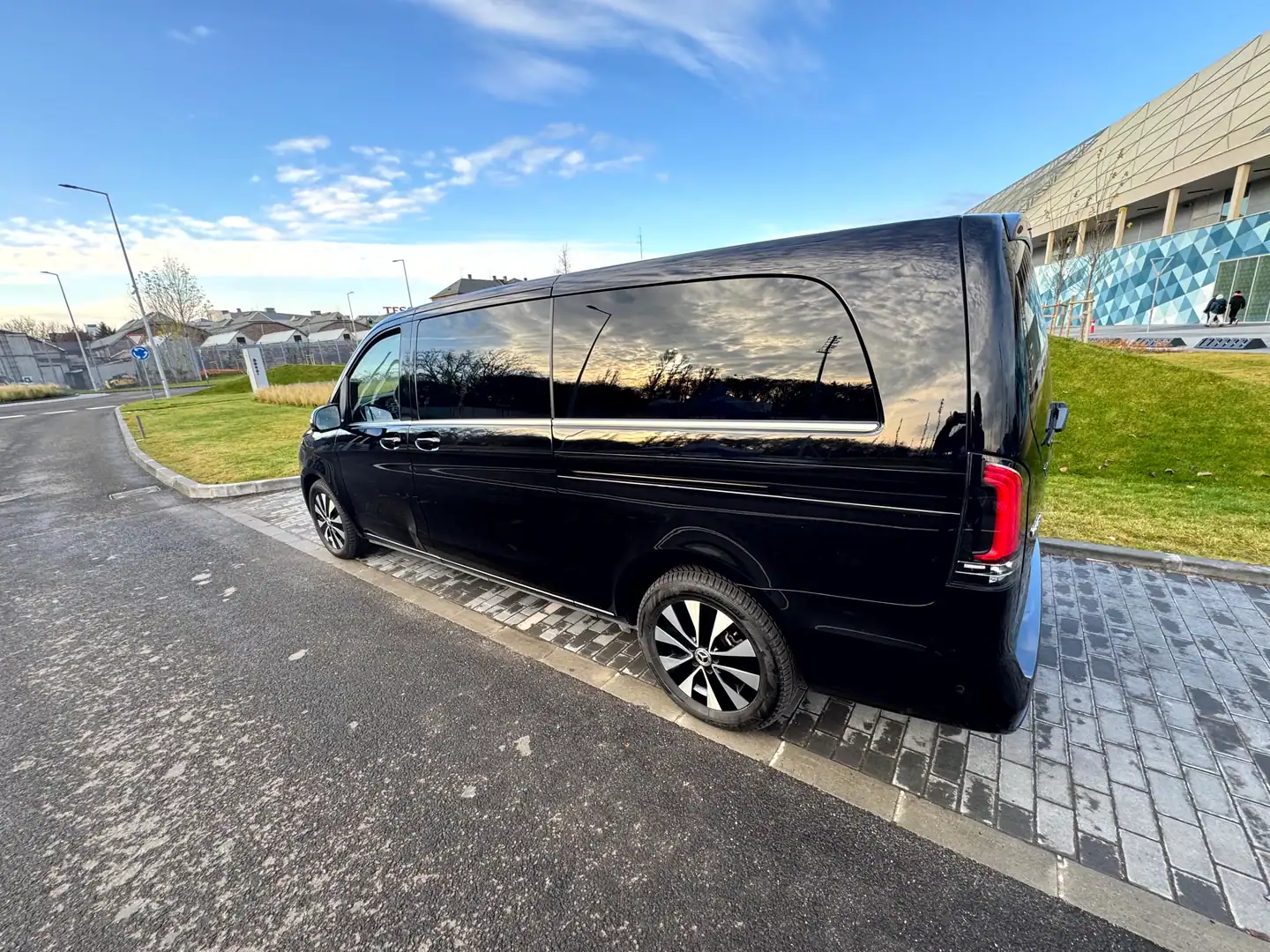 Mercedes-Benz V-Class — VanBudapest premium chauffeur service in Budapest (111)