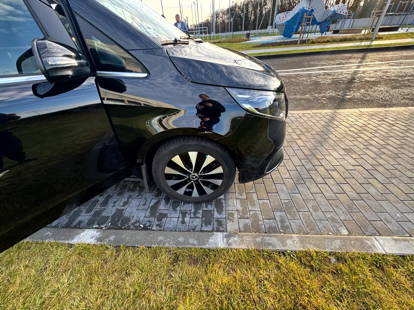 Mercedes-Benz V-Class — VanBudapest premium chauffeur service in Budapest (108)