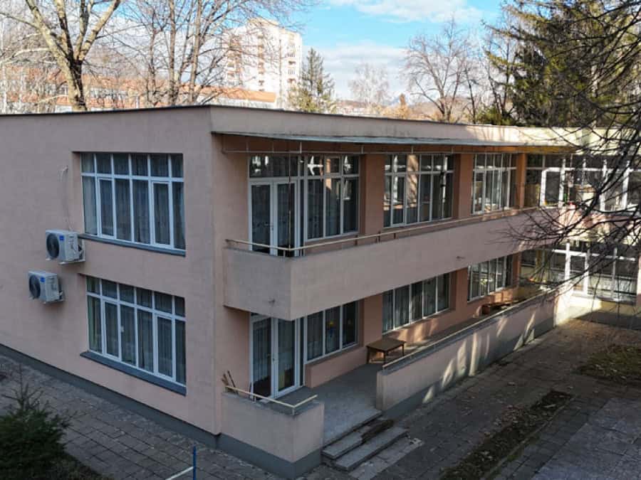 САНИРАНЕ НА ДЕТСКА ГРАДИНА, ГР. БЛАГОЕВГРАД