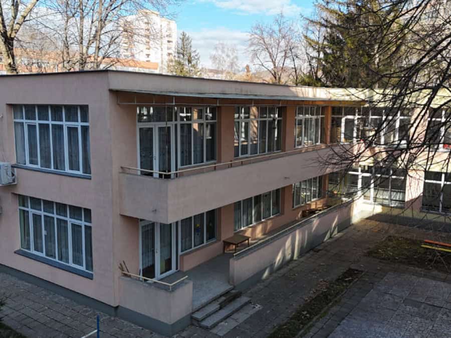САНИРАНЕ НА ДЕТСКА ГРАДИНА, ГР. БЛАГОЕВГРАД