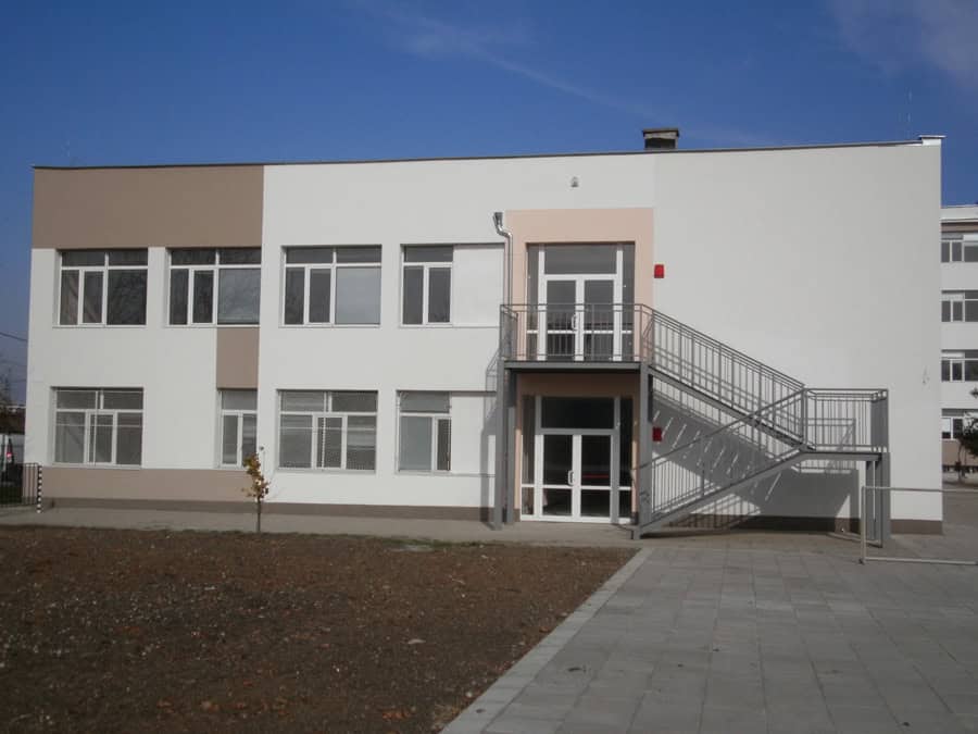 ОБНОВЯВАНЕ НА КЛАСИЧЕСКАТА ГИМНАЗИЯ, ГР. СОФИЯ