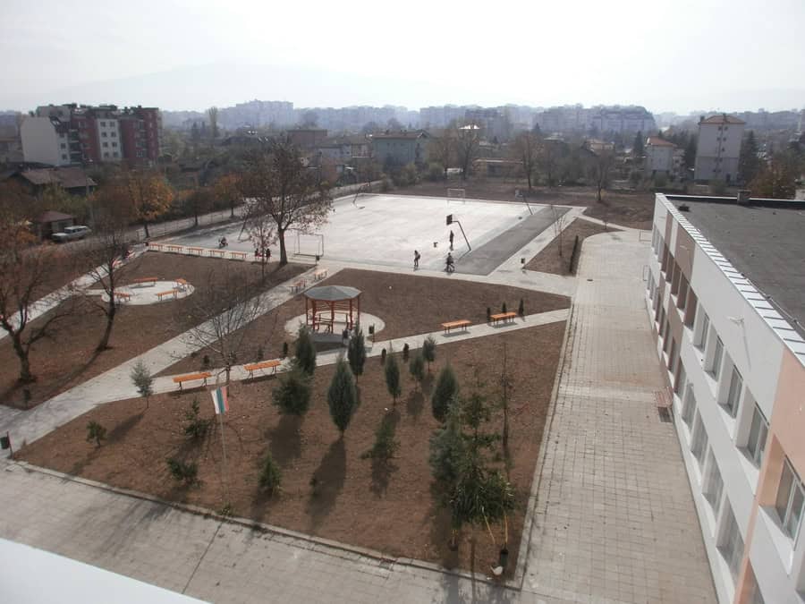 ОБНОВЯВАНЕ НА КЛАСИЧЕСКАТА ГИМНАЗИЯ, ГР. СОФИЯ