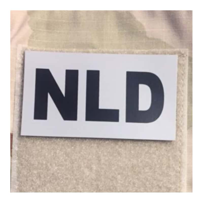 Patch IR Tan op achtergrond