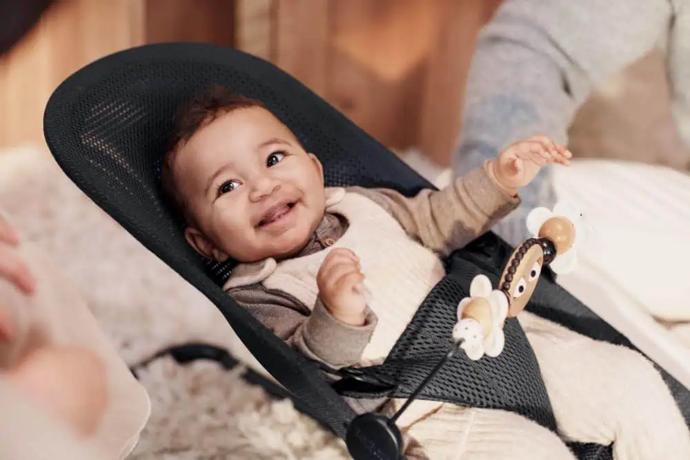 BabyBjorn – zabawka Googly Eyes Black and White do leżaczka Bliss i Balance Soft - obrazek 7