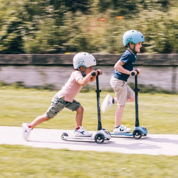 Scoot and Ride Highwaykick 3 – zestaw: hulajnoga składana z kołami LED i plecak - obrazek 9
