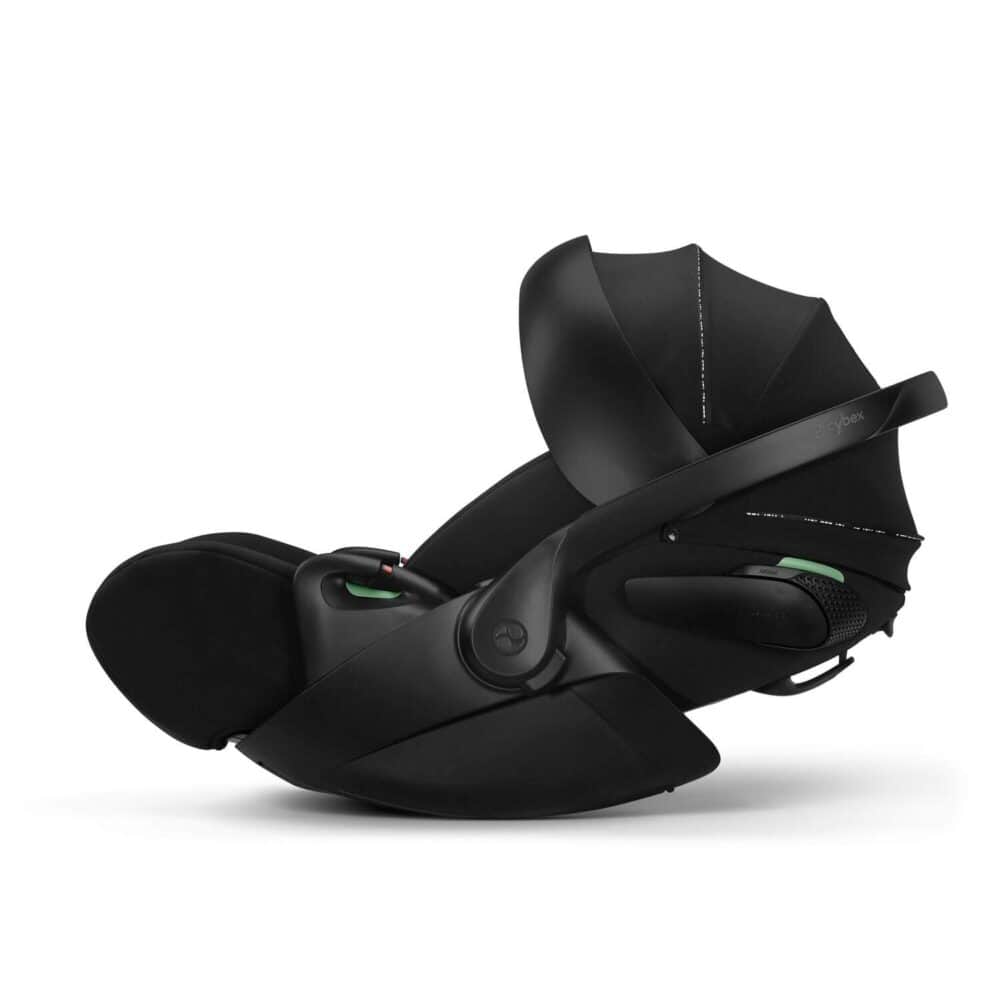 Cybex Cloud T i-size Fashion Collections Black