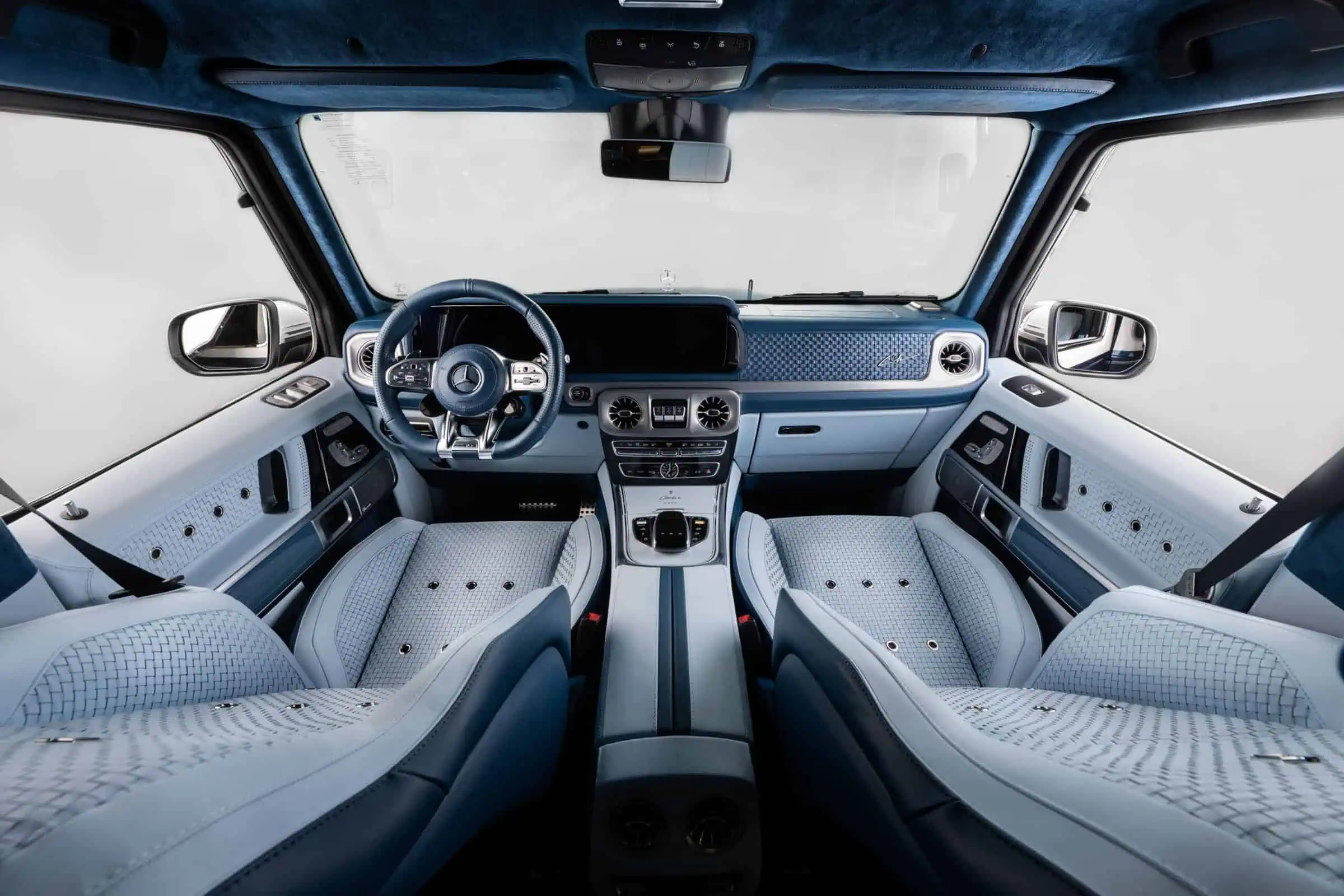 Luxurious vintage modern Mercedes-Benz car interior with custom upholstery and high-end finishes. Perfect blend of classic and contemporary design for automotive enthusiasts.