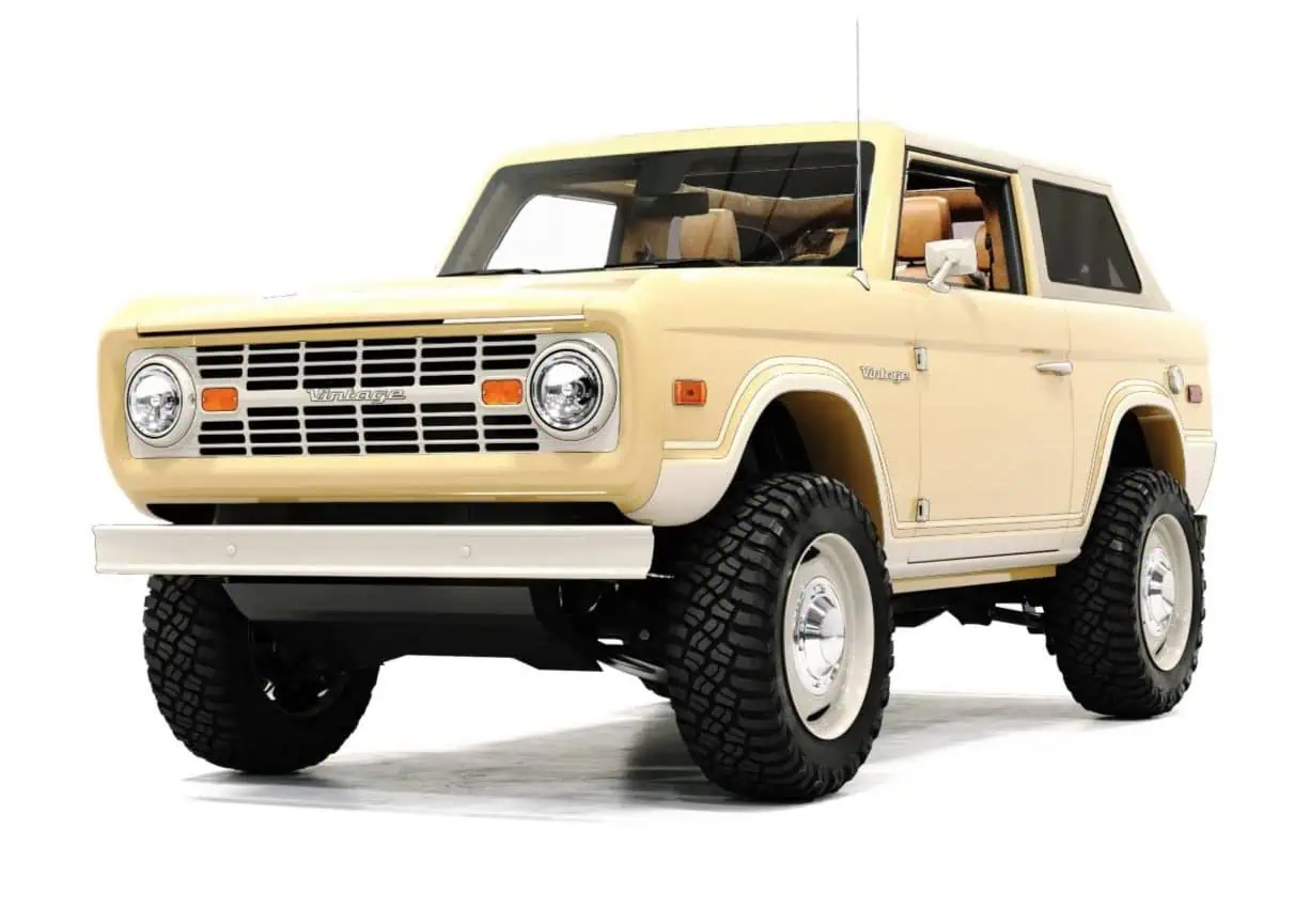 Classic vintage off-road SUV with a beige exterior, rugged tires, and retro design, perfect for outdoor adventures and stylish retro-inspired travel.