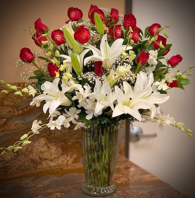 36 Personalized Roses with Lilies - Image 2
