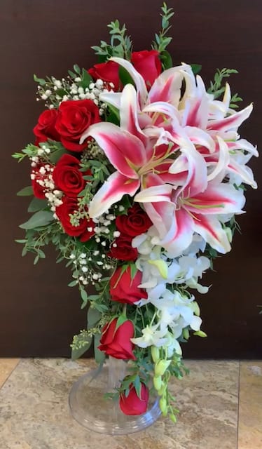 Here Comes The Bride Las Vegas wedding flowers