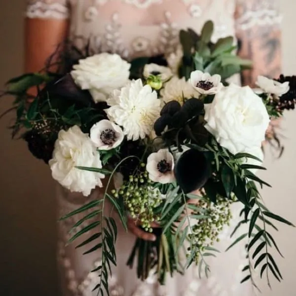 adventure bridal bouquet las vegas