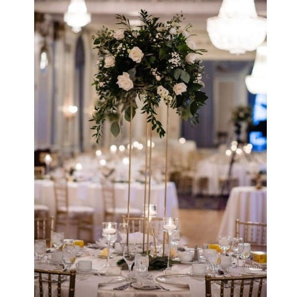 adventure tall centerpiece