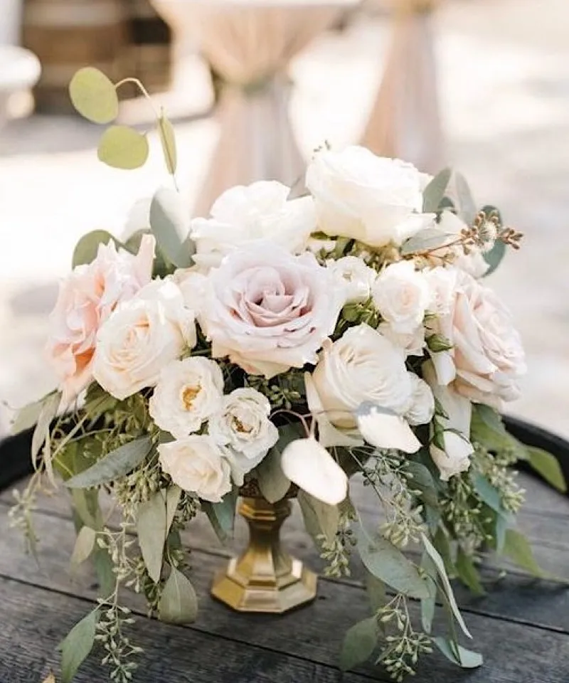 Blush and White Centerpiece flowers las vegas