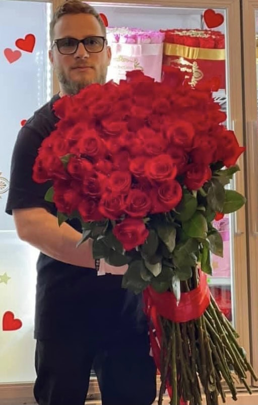 extra long stem red roses