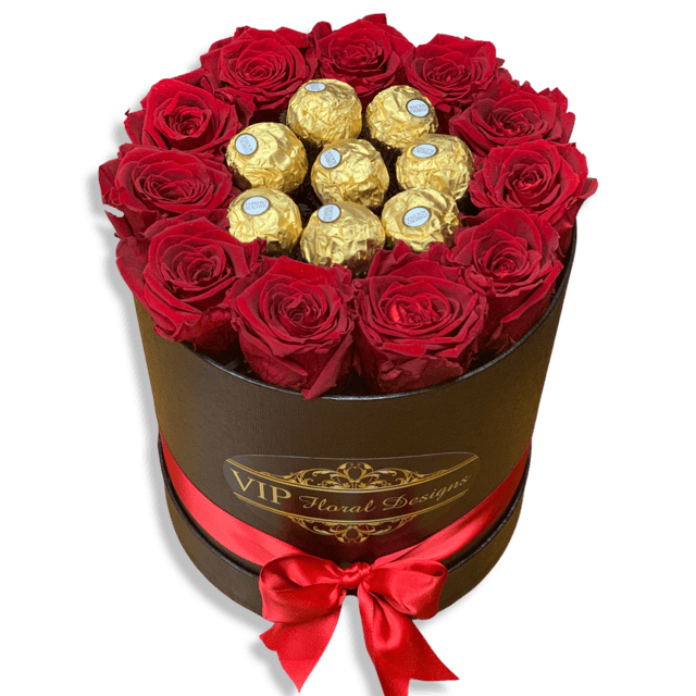 11 preserved red roses