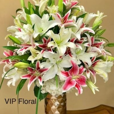 GRAND Lilies Bouquet Las Vegags NV
