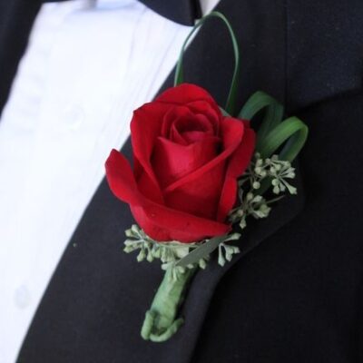 red rose boutonniere