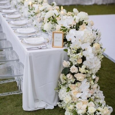 luxury fresh flowers table runner