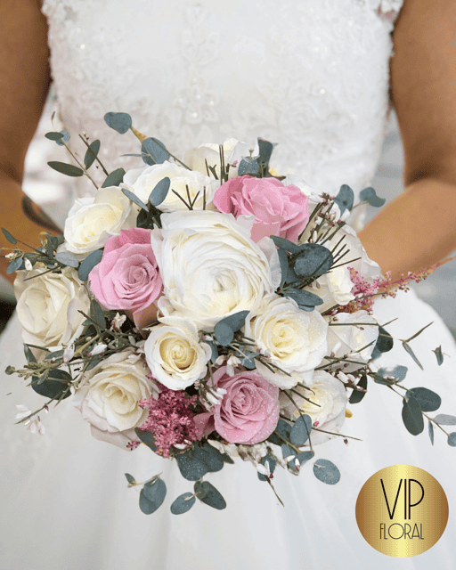 Wheel of Fortune Floral Fantasy bridal bouquet