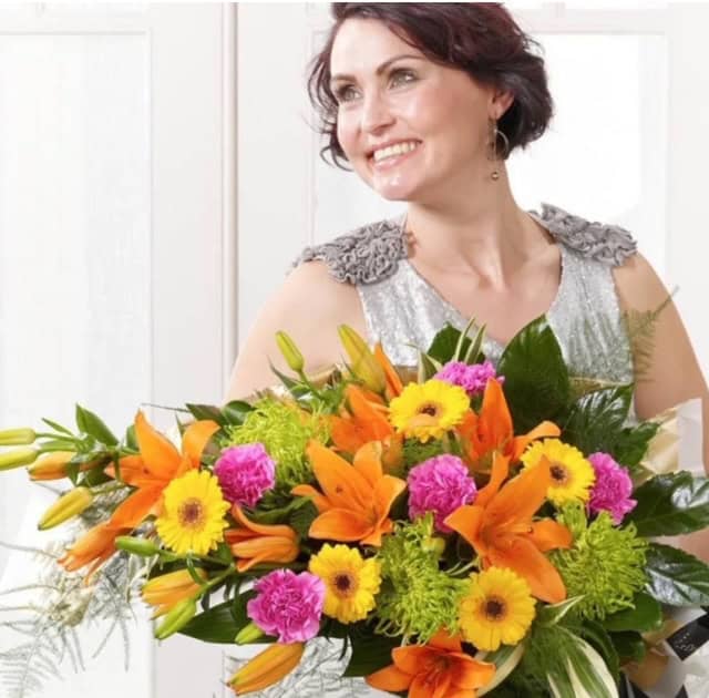 Serene Splendor Presentation Bouquet Las Vegas