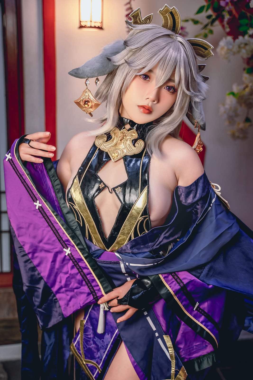 Messie Huang|Yae Alter COS写真:矜傲独绝的高阶气场 10 Messie Huang Yae Alter COS角色作品