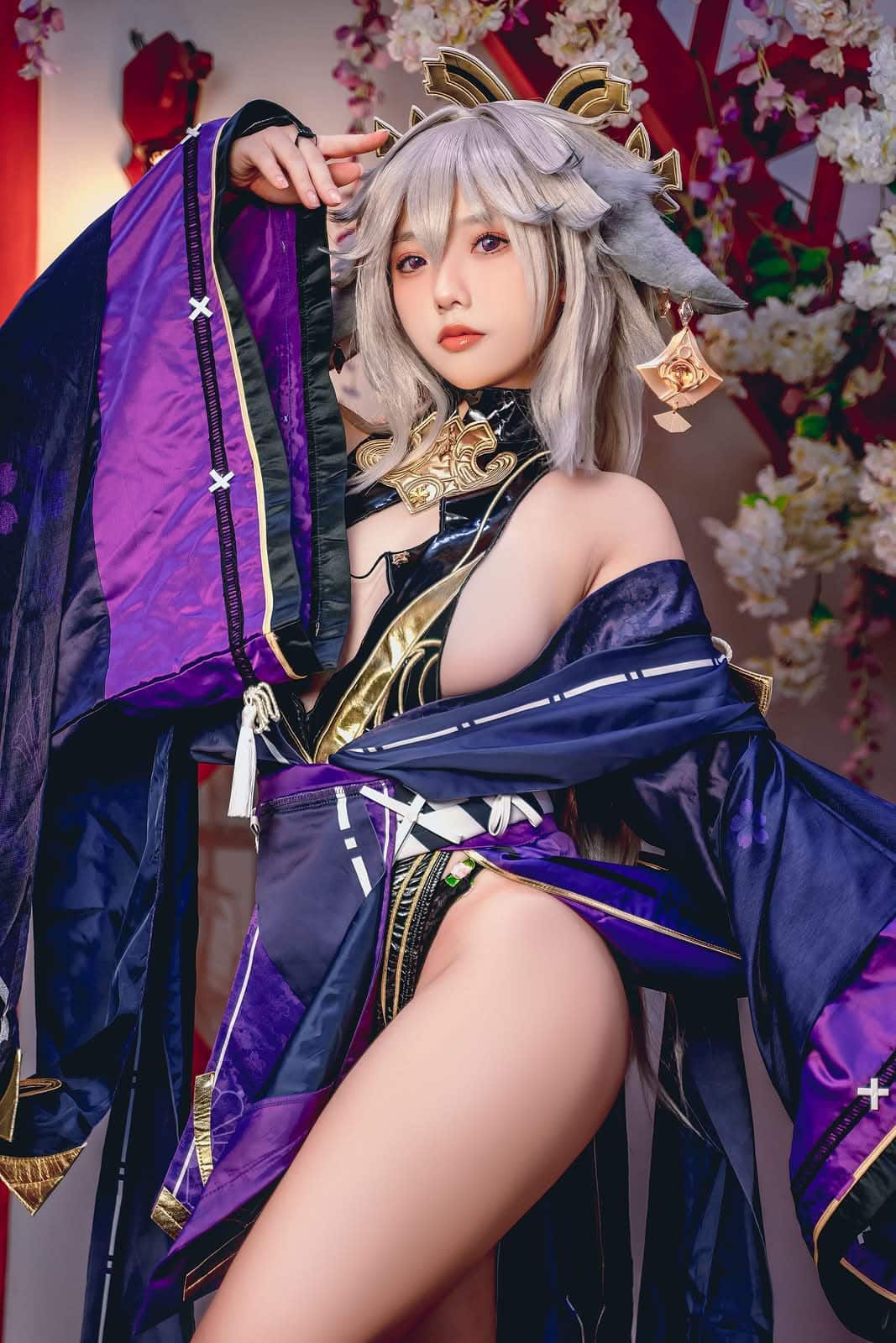Messie Huang|Yae Alter COS写真:矜傲独绝的高阶气场 12 Messie Huang Yae Alter 同人COS图集