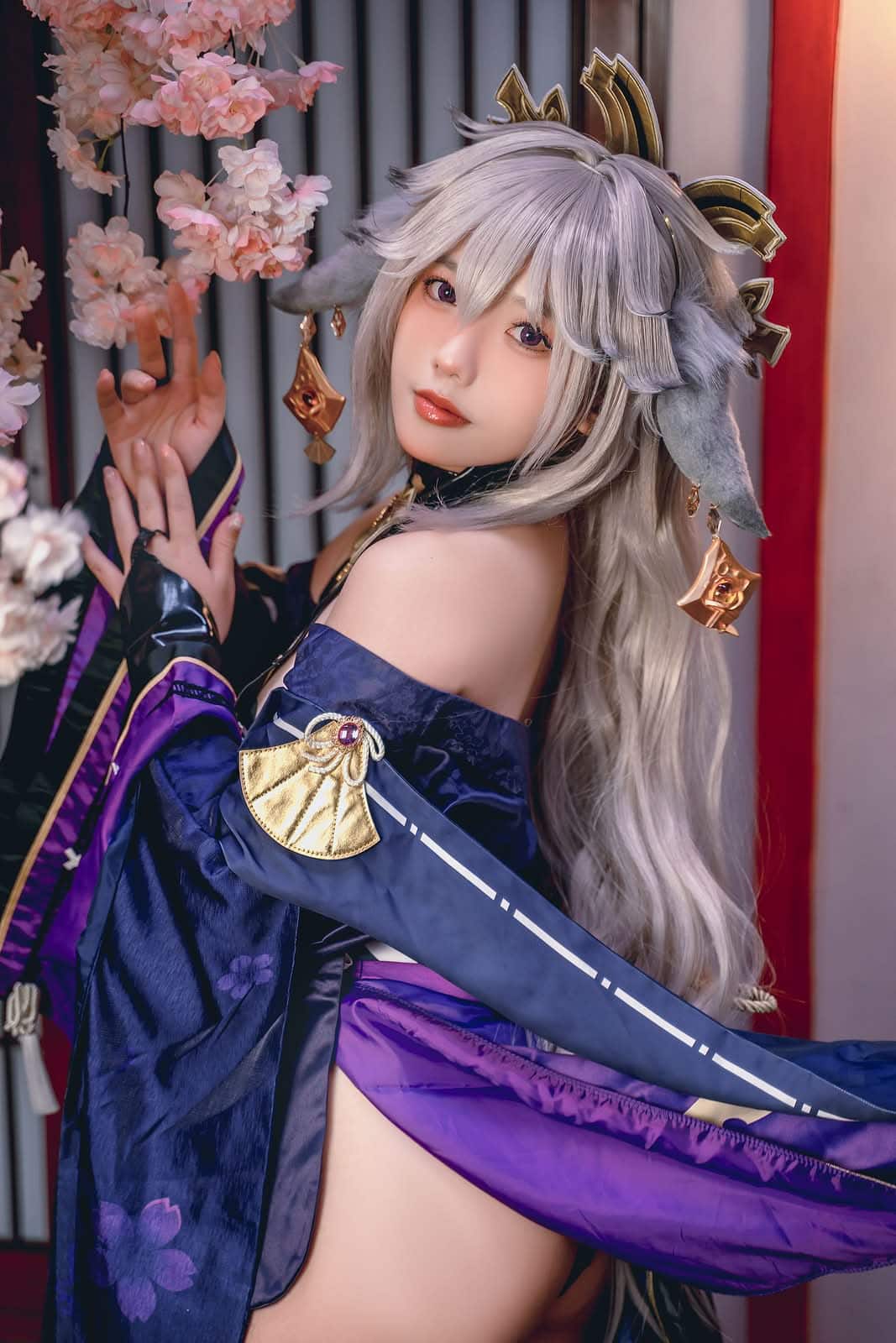 Messie Huang|Yae Alter COS写真:矜傲独绝的高阶气场 14 Messie Huang 高阶异能少女COS图片