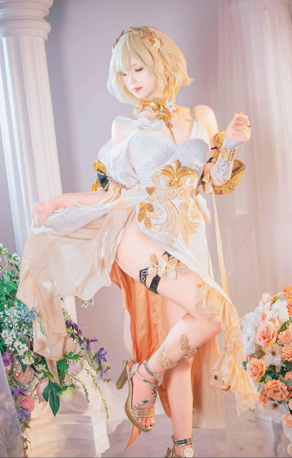 Pyon Lay|Aglaea 星穹铁道 COS写真:沉静得体的知性格调 10 Pyon Lay Aglaea星穹铁道COS作品,温雅知韵风格的知性少女形象
