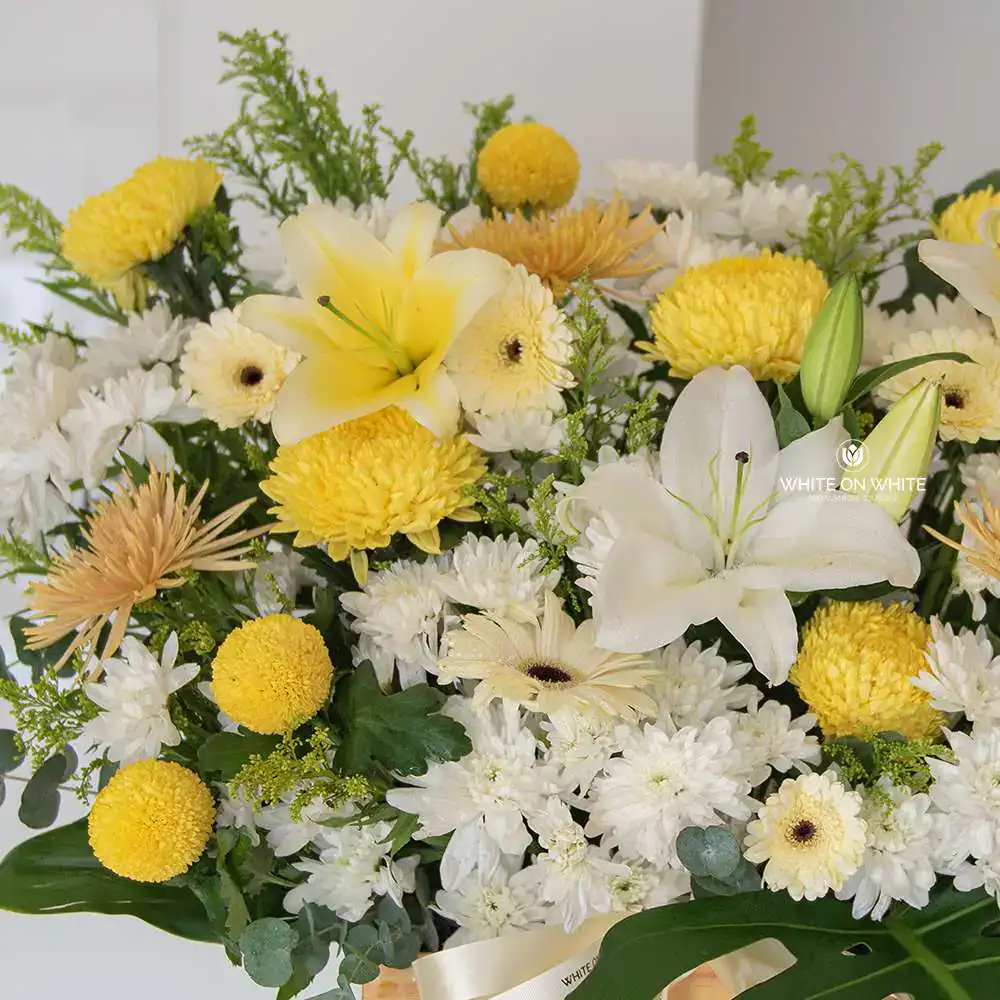 remembrance flower stand