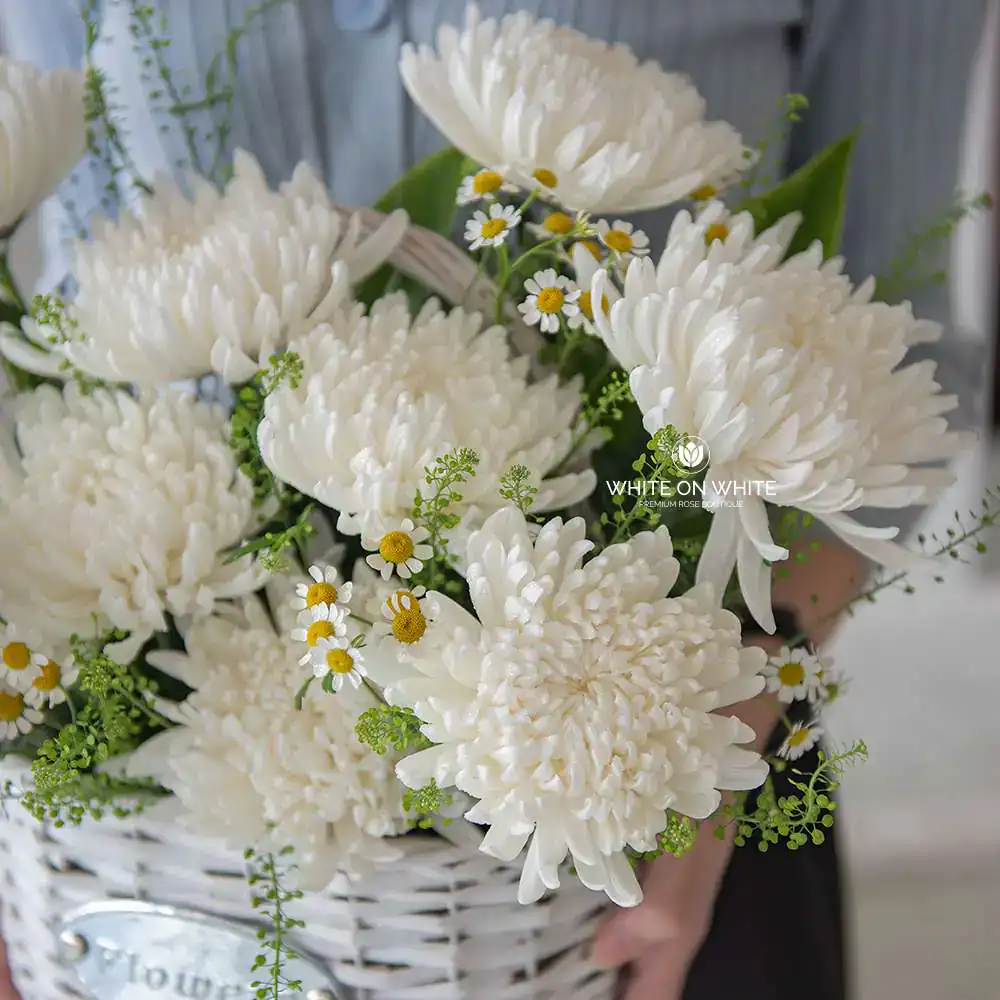 Purity Love condolence flower basket