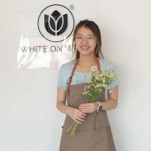 about White On White (Ipoh Florist 2)