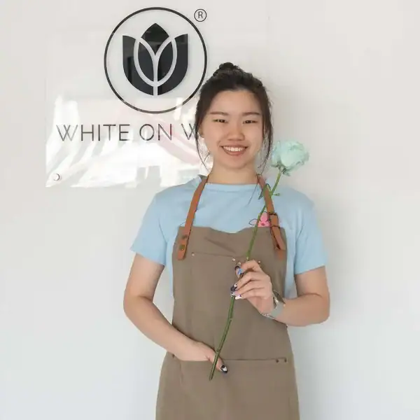 about White On White (Ipoh Florist 1)