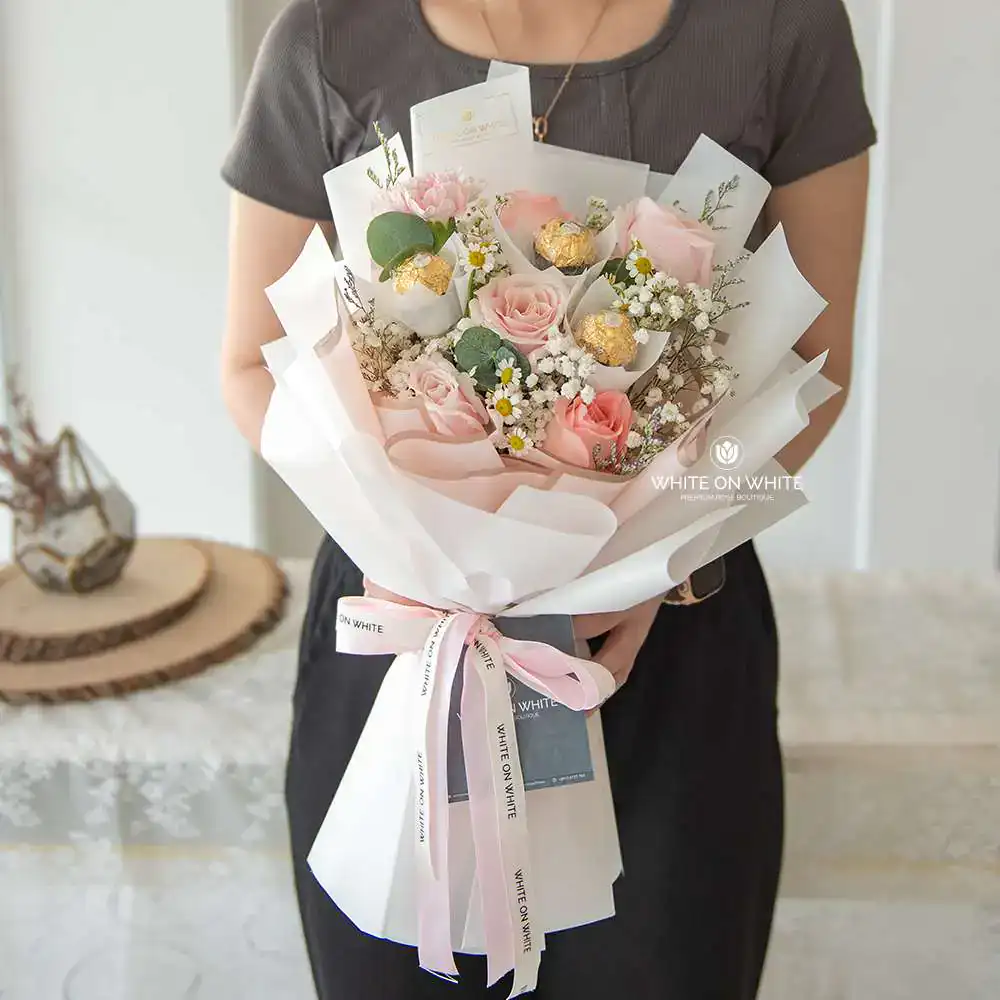 Sweetish Choco Chocolate Flower Bouquet - Sweetish Choco bouquet for Birthday & Friendship, flower and chocolate bouquet