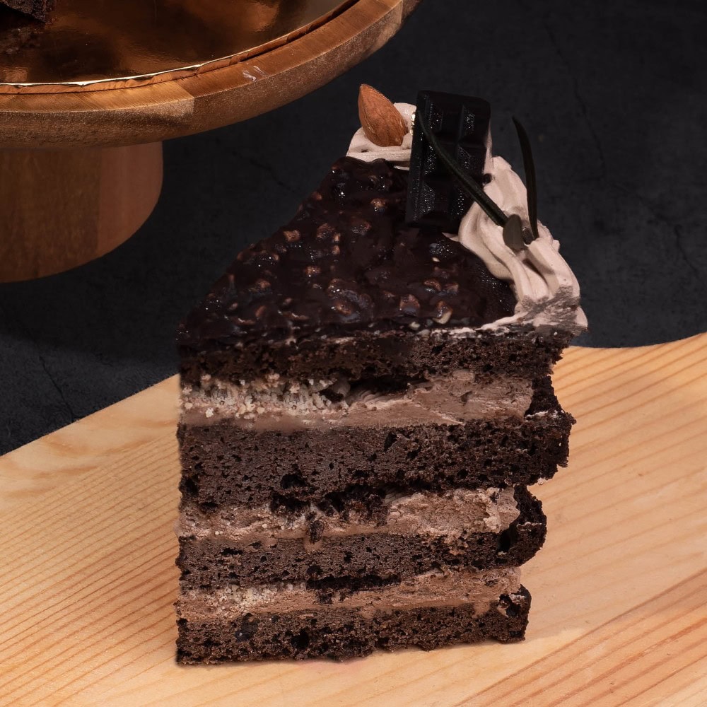 Hazelnut Chocolate Vegan Naked Cake, birthday cake, birthday cake for father​, chocolate hazelnut cake