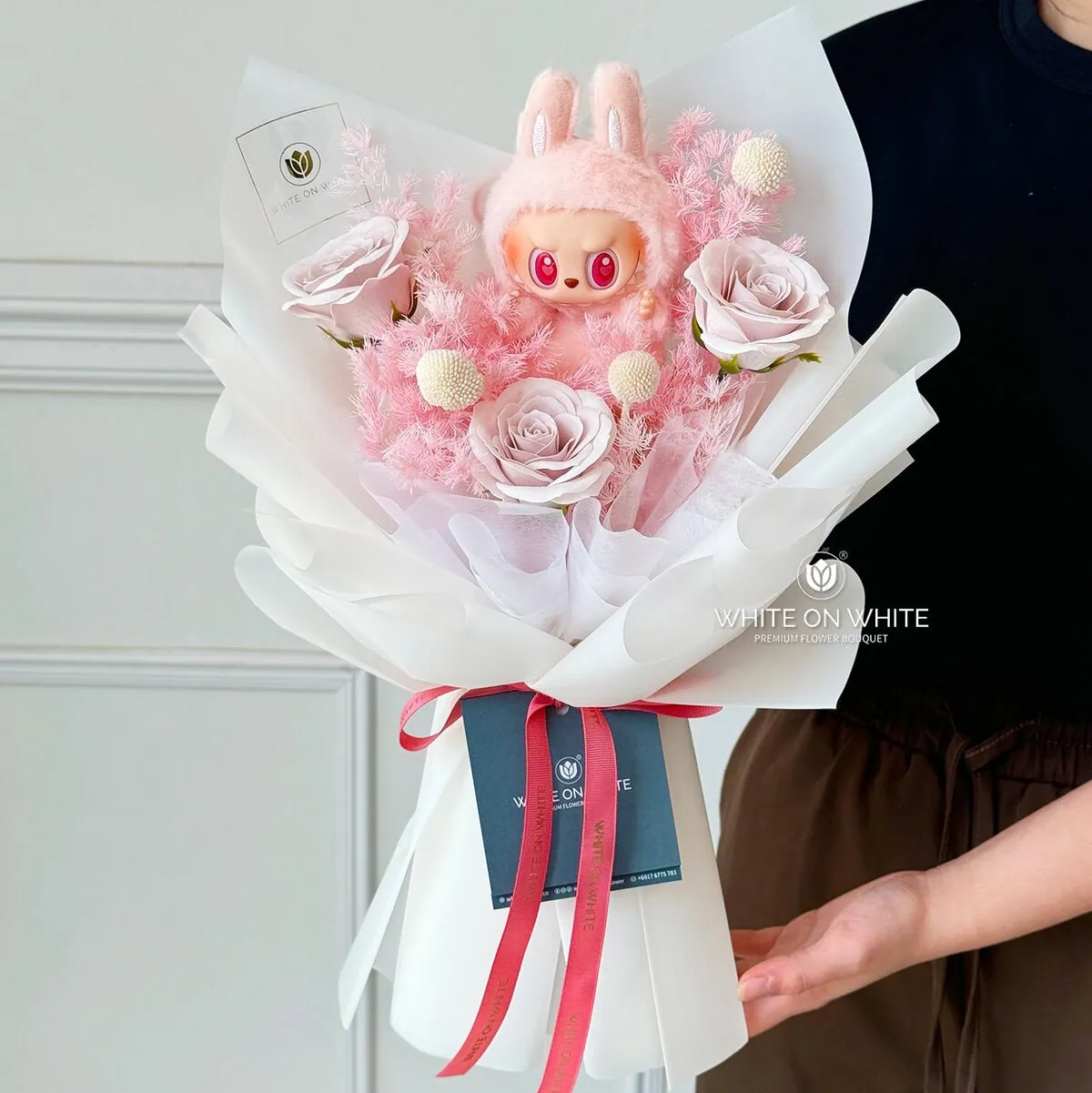 labubu flower bouquet, labubu macaron in pink, labubu macaron in grey, labubu macaron, labubu the monster, labubu doll, labubu gift, labubu version 2, labubu v2, labubu ver.2, labubu dada, labubu hehe